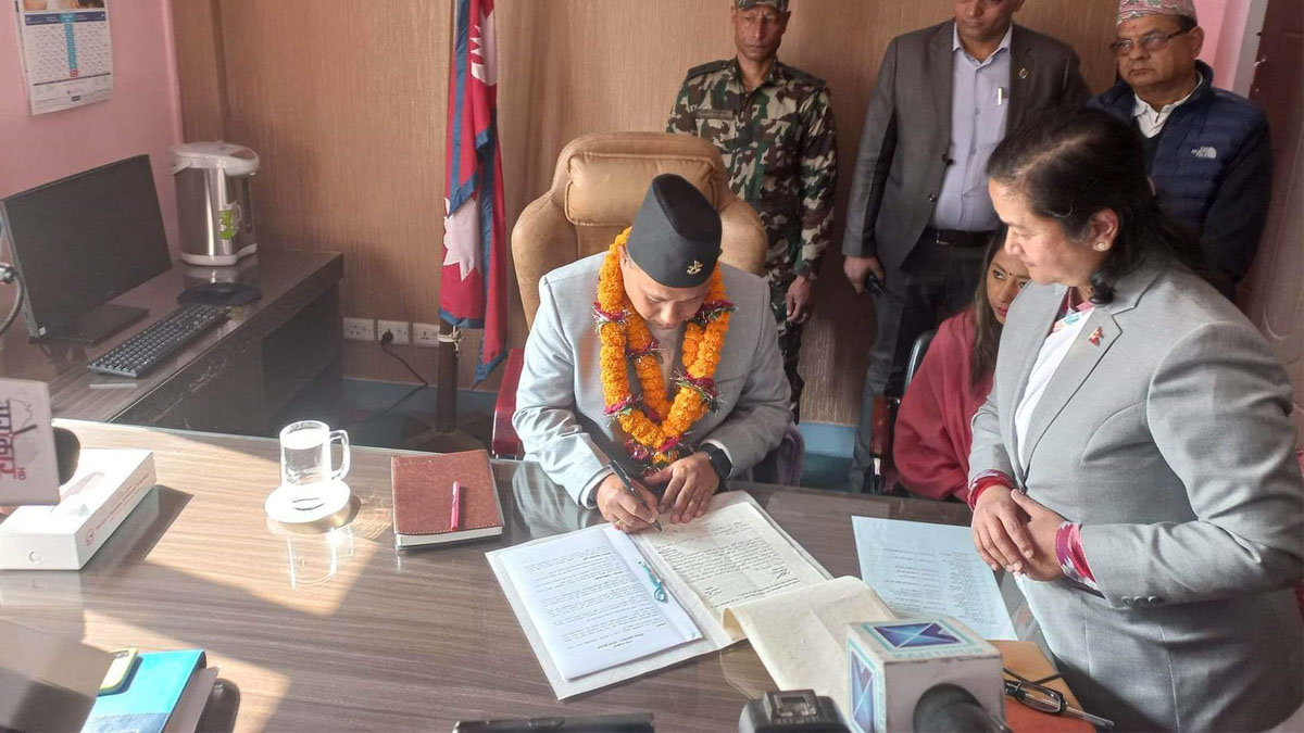 शैक्षिक गुणस्तर सुधारका पक्षमा आवश्यक नीति ल्याउँछौं :  शिक्षामन्त्री खनाल 